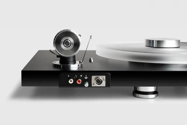 Pro-Ject Debut Reference 10