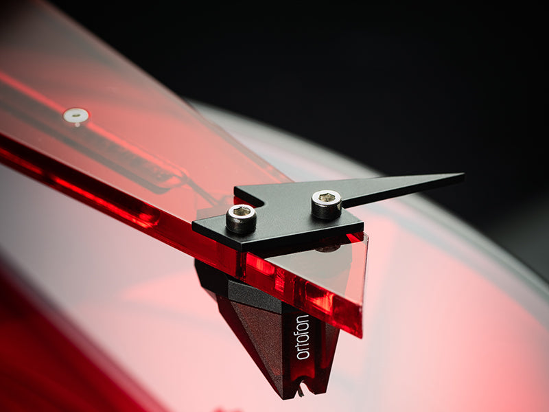 Pro-Ject AC/DC Turntable