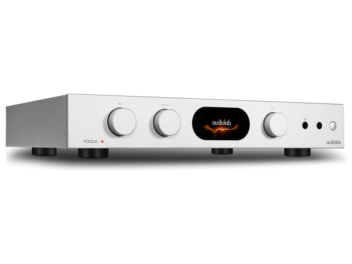 Audiolab 7000A — Silver, vista di tre quarti