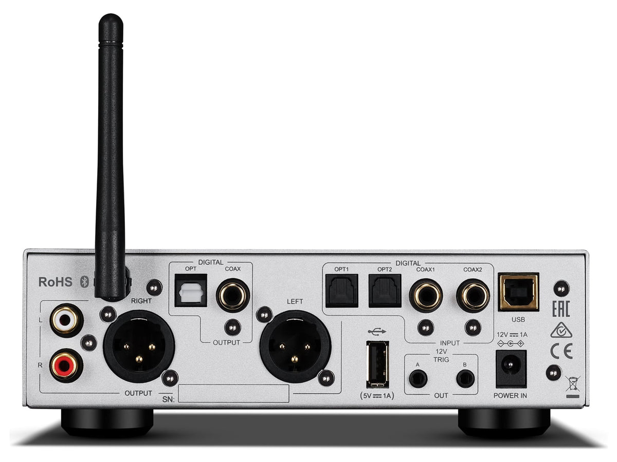 Audiolab D7 — Silver, pannello posteriore