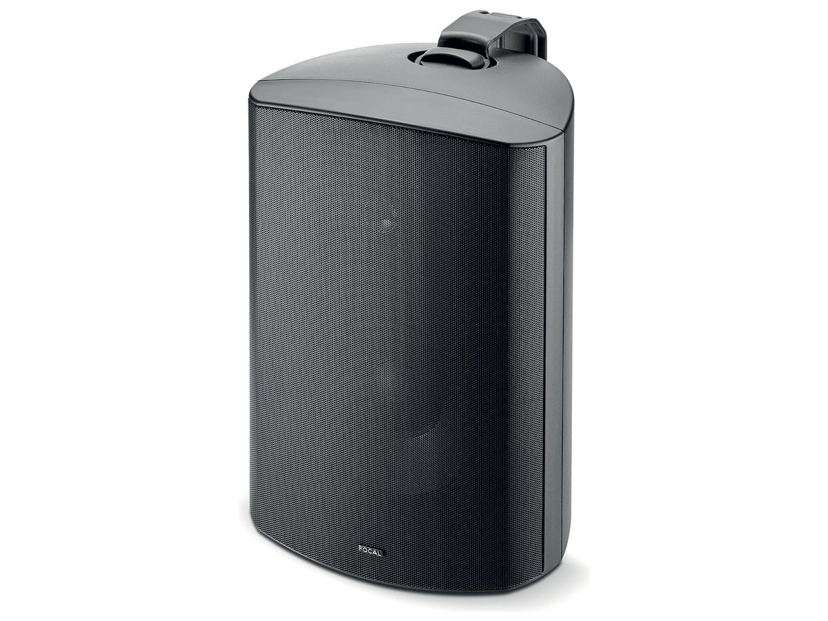 Focal 100 OD8 T, vista di tre quarti, con griglia