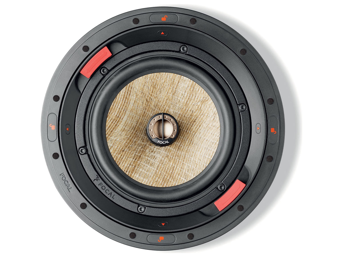 Focal 300 ICW8, vista frontale