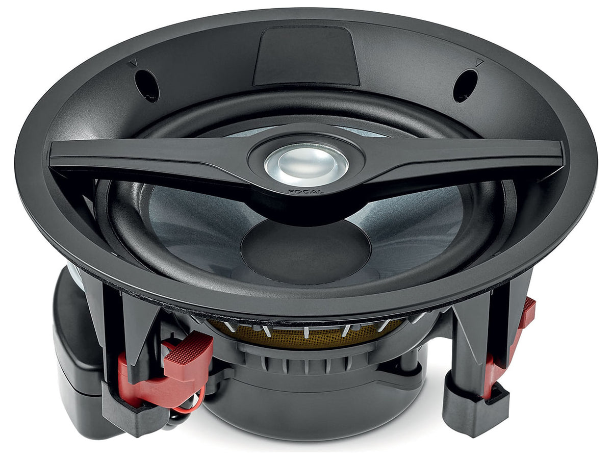 Focal Littora 200 ICW6, vista di tre quarti
