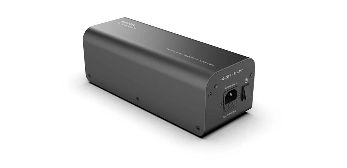 IsoTek V5 Syncro Uni 10
