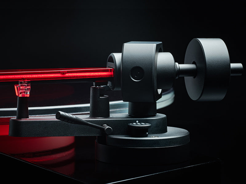 Pro-Ject AC/DC Turntable