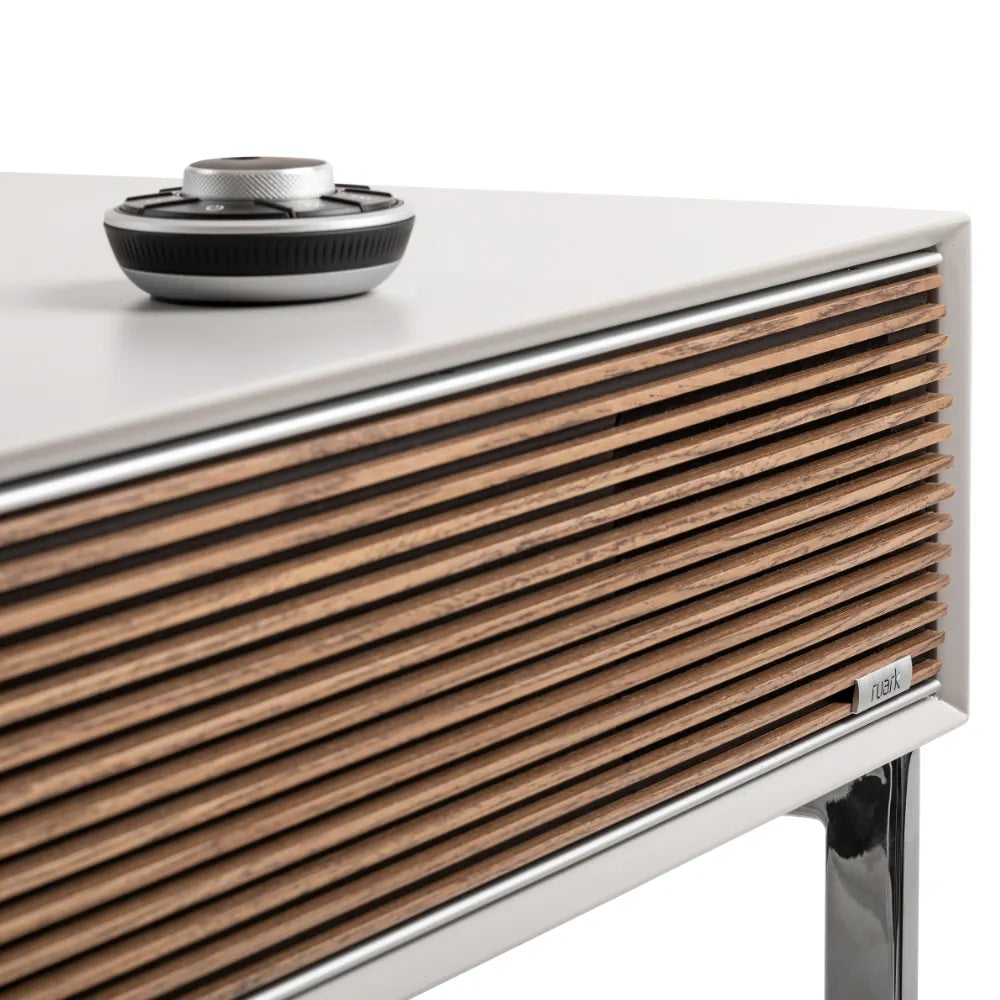 Ruark R810