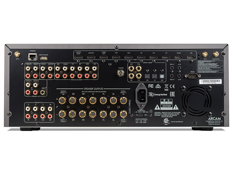 Arcam AVR31 | FINE SERIE — Vista posteriore