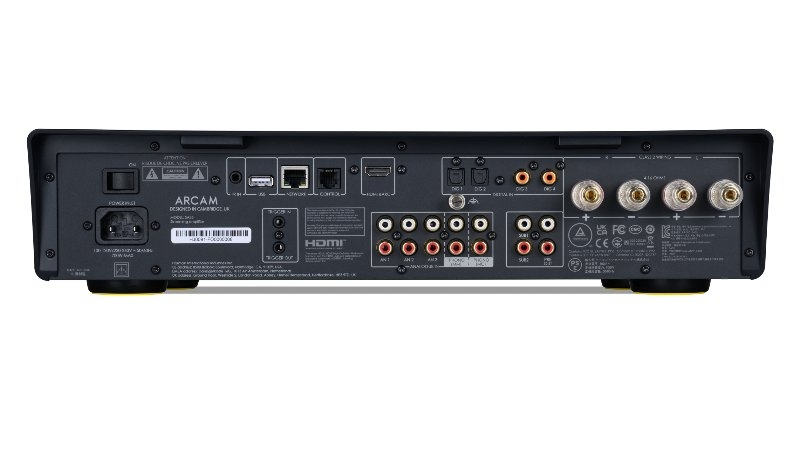 Arcam SA35 — Vista posteriore