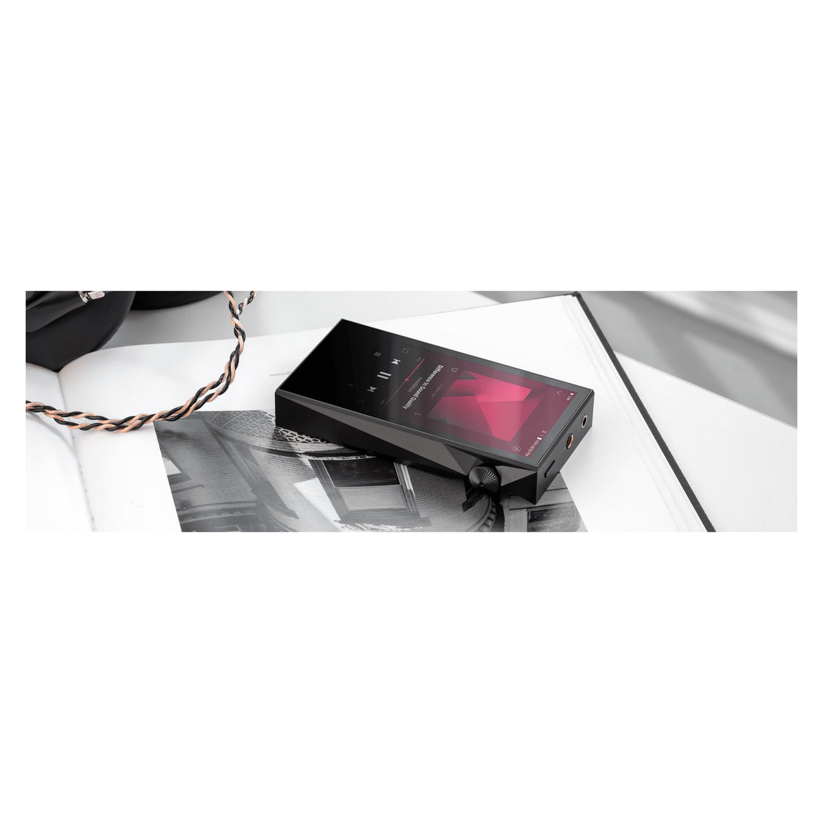 Astell&Kern A&ultima SP3000M — Foto ambientata
