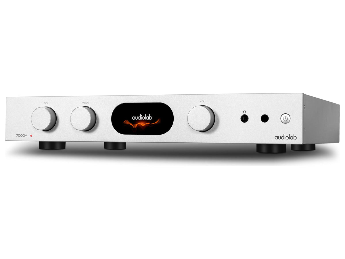 Audiolab 7000A — Silver, vista di tre quarti