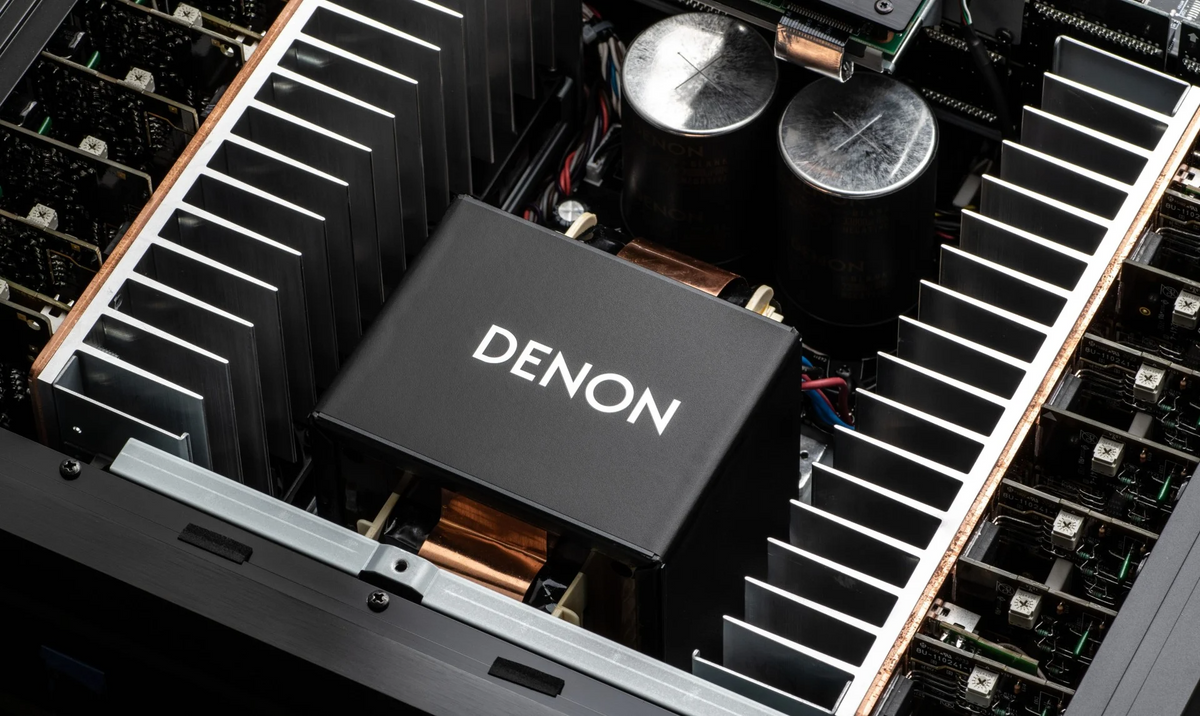 Denon AVC-A1H — Dettaglio
