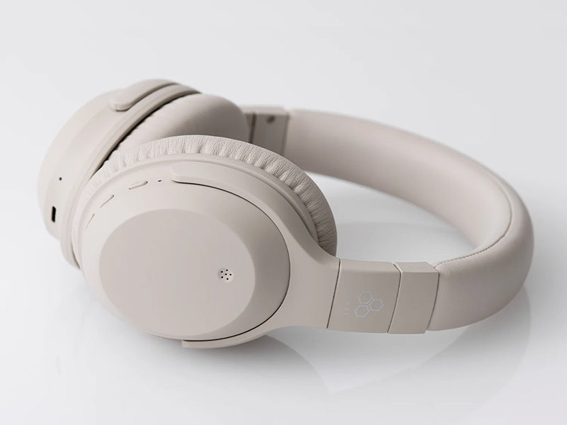Final Audio UX2000, Crema, vista frontale