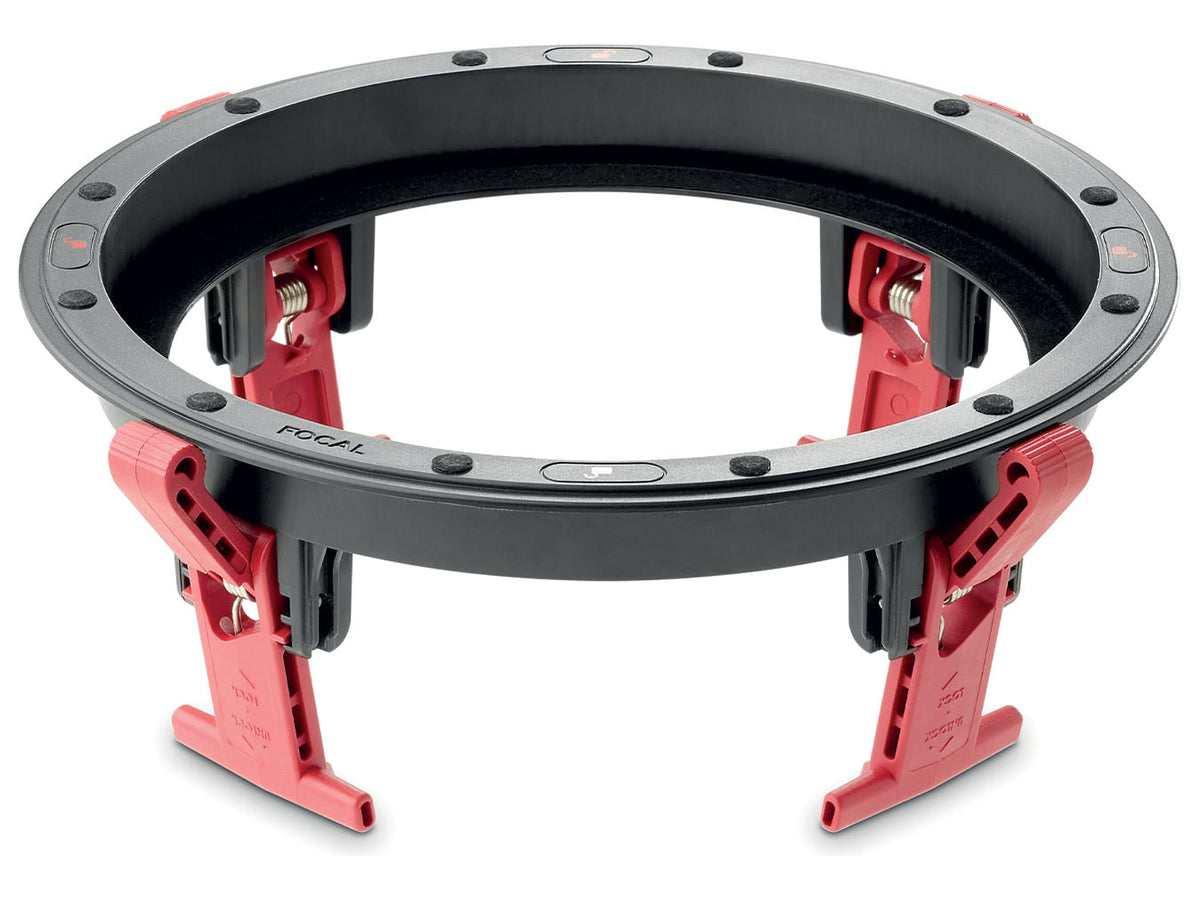 Focal 300 ICW6, vista di tre quarti, con telaio di premontaggio