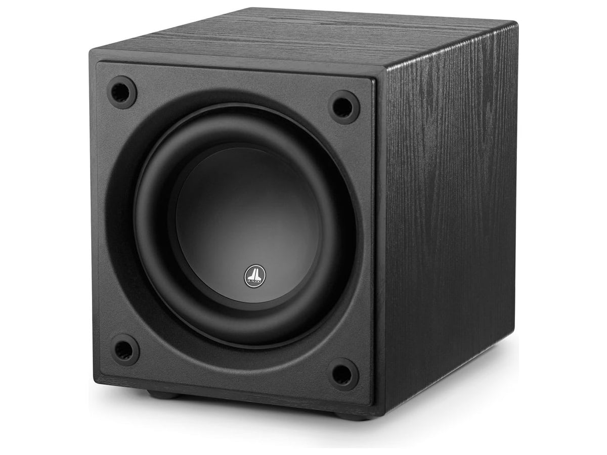 JL Audio Dominion d108 — Vista di tre quarti