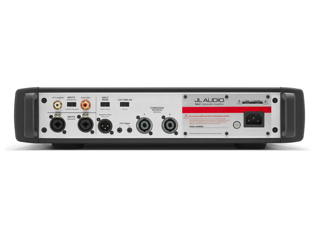 JL Audio Fathom IWSv2-SYS-113 — Amplificatore SAv2, vista posteriore