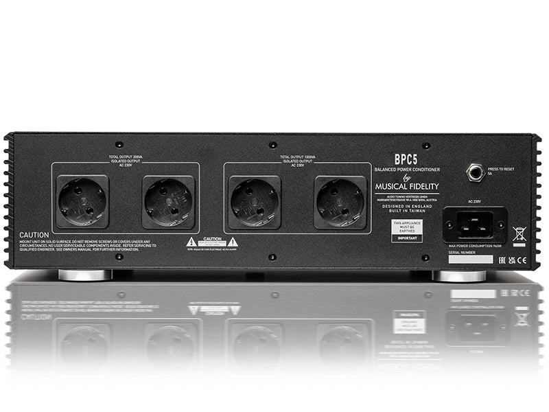 Musical Fidelity BPC5 — Vista posteriore