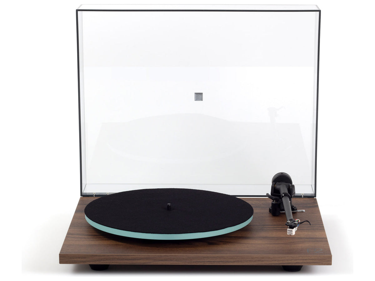Rega Planar 2 — Vista frontale