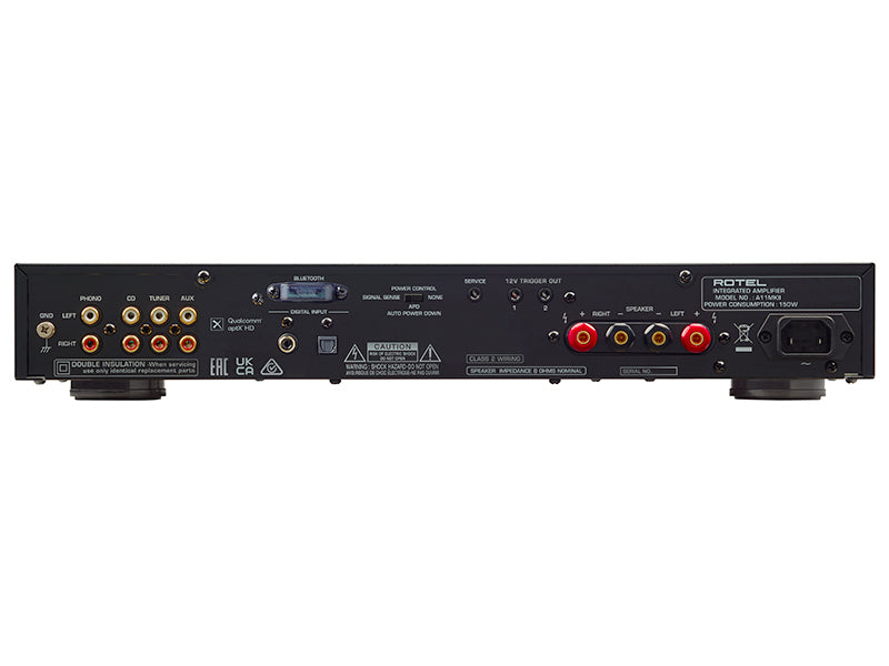 Rotel A11 MKII — Vista posteriore