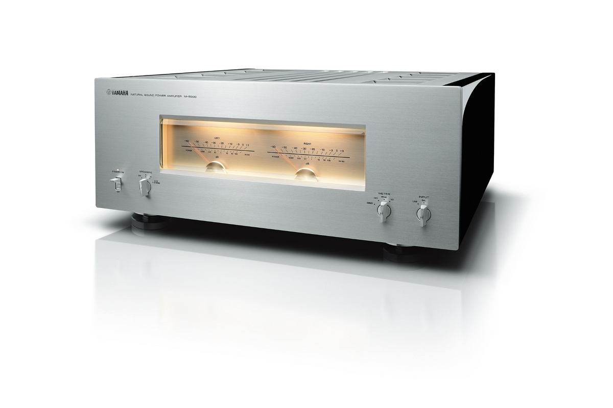 Yamaha M5000 — Vista laterale