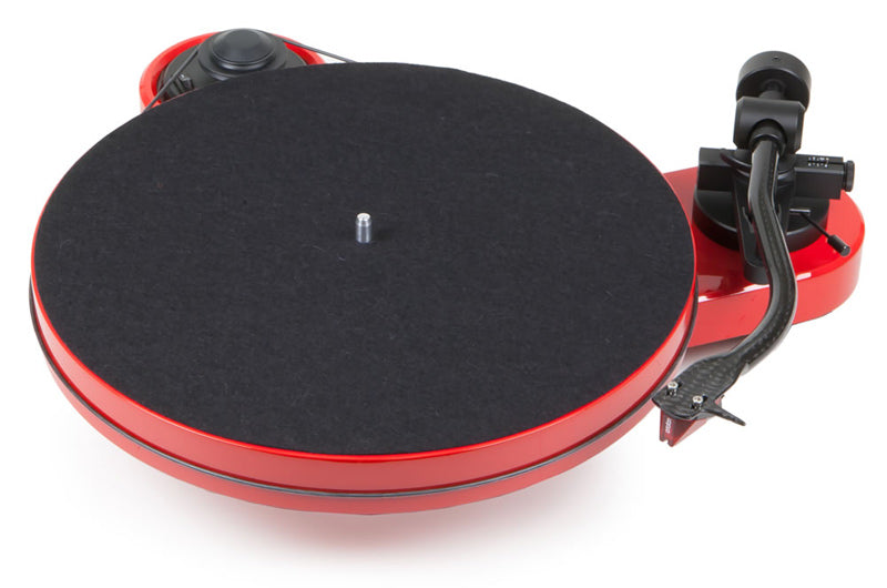 Pro-Ject RPM 1 Carbon 2M RED